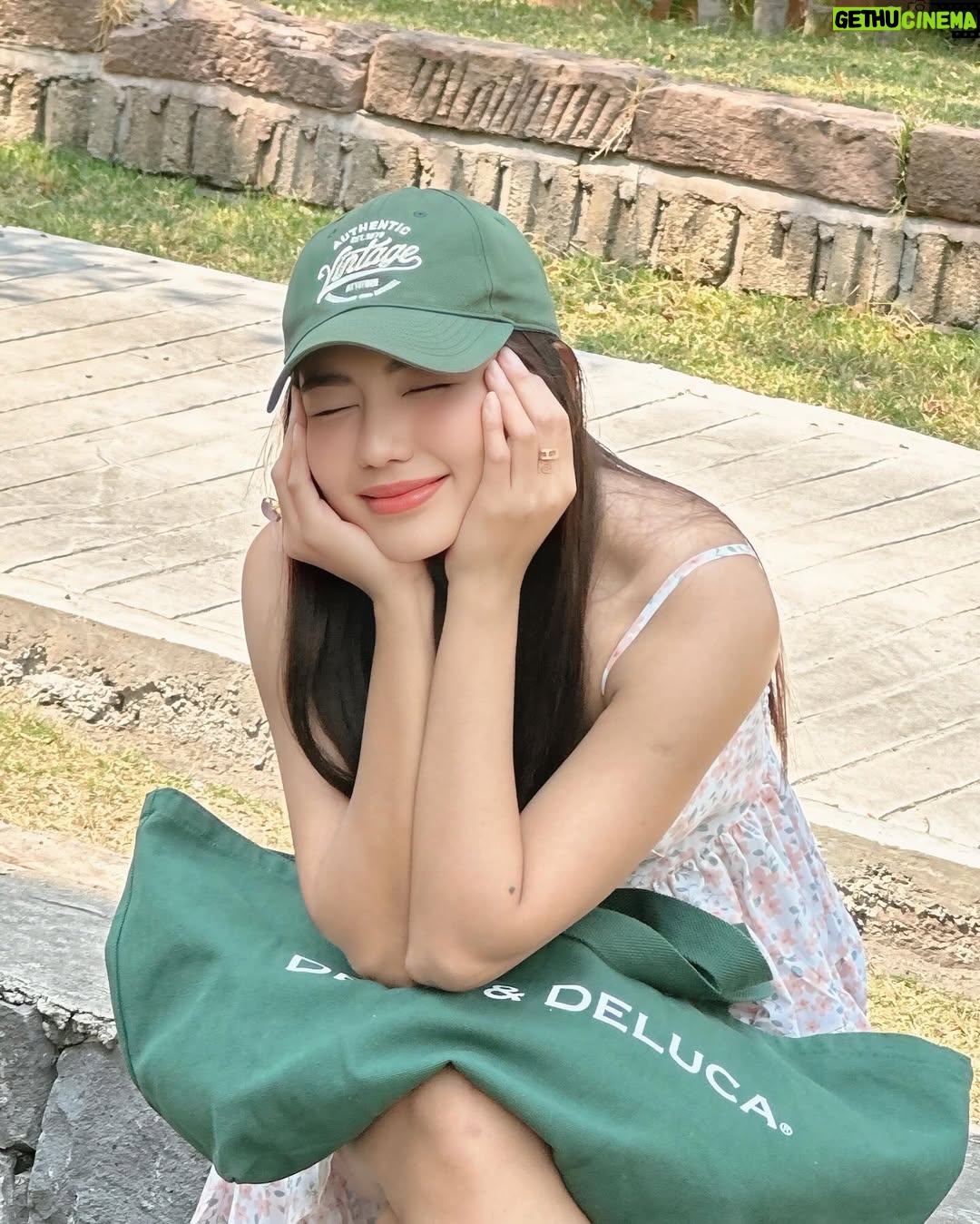 May Myint Mo - 1.9K Likes - 🍃💭