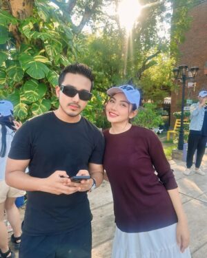 May Myint Mo Instagram - သင်္ကြန်အတက်နေ့ အလှူလေး မုန့်ကြာစိသာကူ စတုဒီတာအတွက် ပြင်ဆင် 💛✨ @bagan_myo_thu_hotel