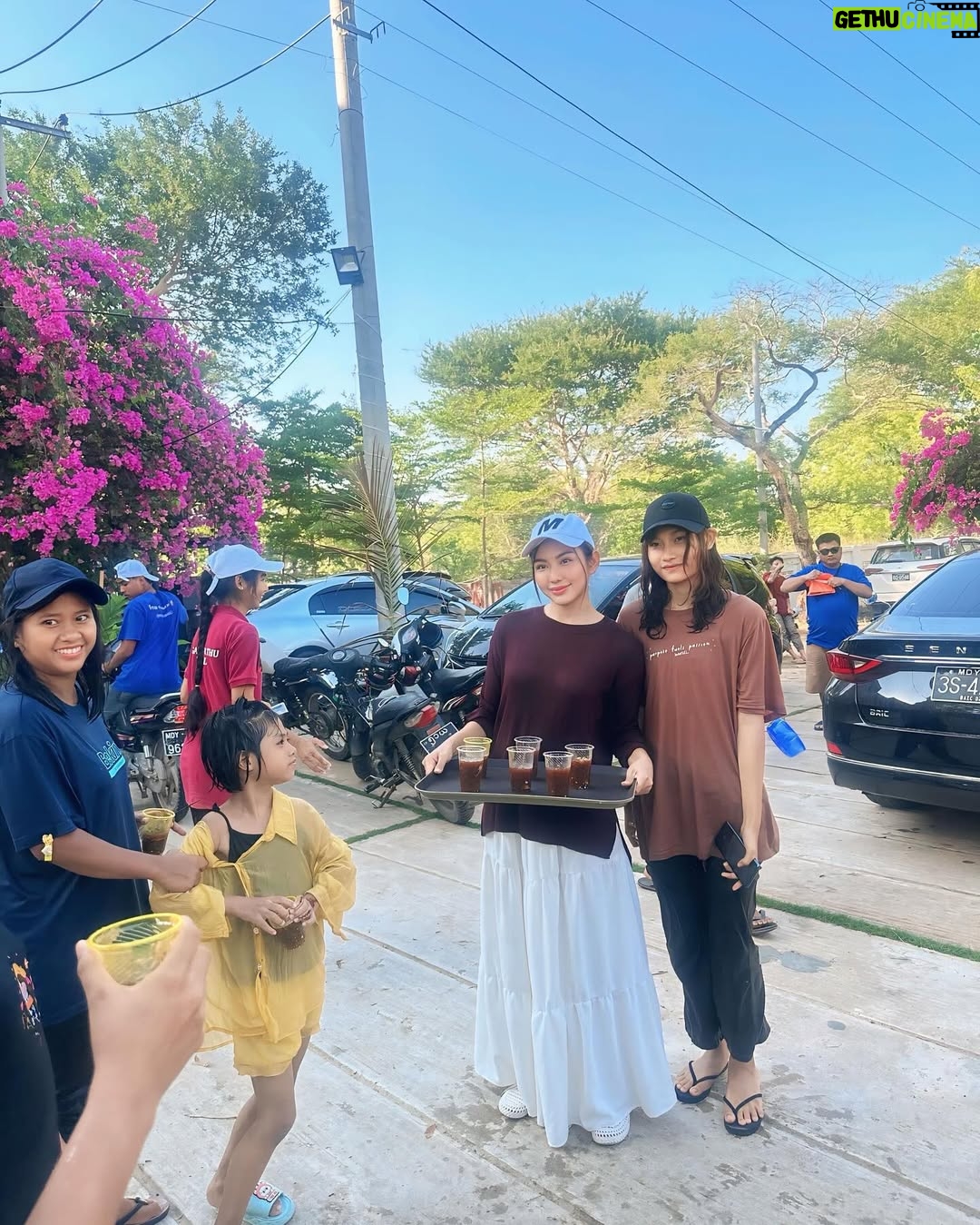May Myint Mo - 2K Likes - သင်္ကြန်အတက်နေ့ အလှူလေး မုန့်ကြာစိသာကူ စတုဒီတာအတွက် ပြင်ဆင် 💛✨ @bagan_myo_thu_hotel