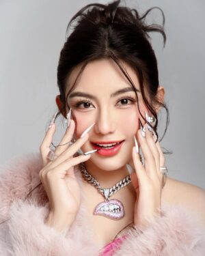 May Myint Mo Instagram - May 11 Birthday 🎂🎀 #maymyintmo