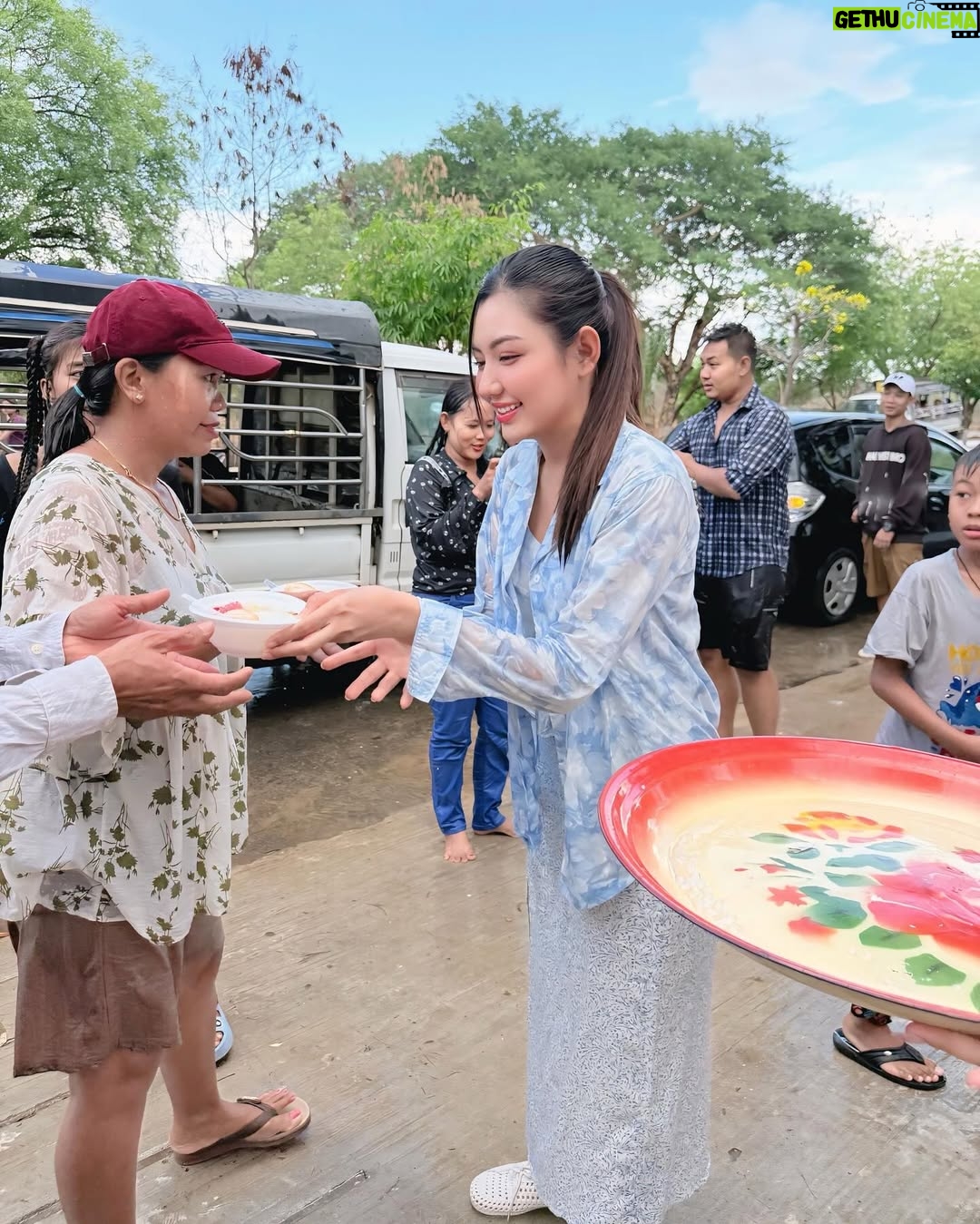 May Myint Mo - 2K Likes - သင်္ကြန်အကြတ်နေ့ ရွှေရင်အေး စတုဒီတာအလှူပုံရိပ်များ💦 
@bagan_myo_thu_hotel
