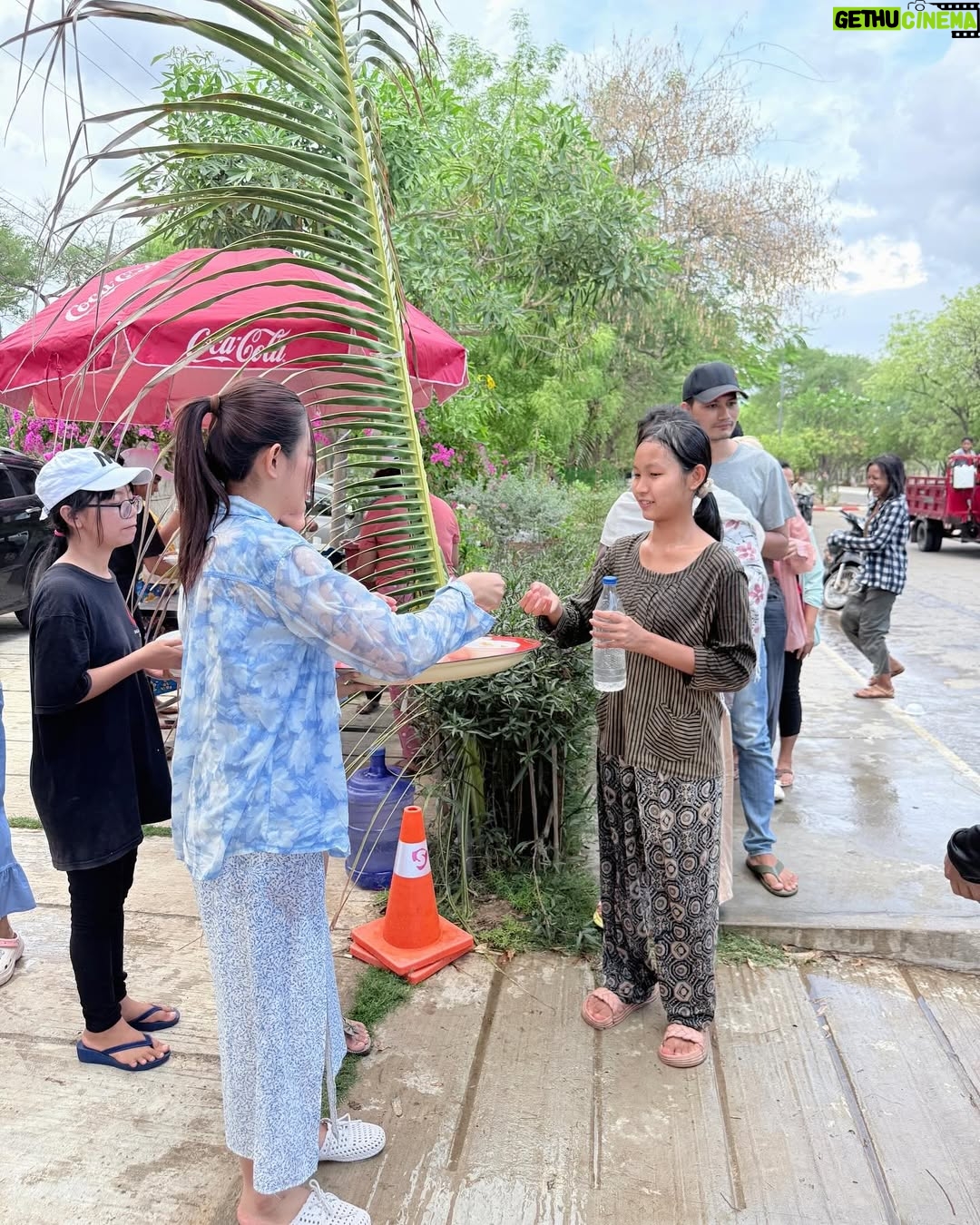 May Myint Mo - 2K Likes - သင်္ကြန်အကြတ်နေ့ ရွှေရင်အေး စတုဒီတာအလှူပုံရိပ်များ💦 
@bagan_myo_thu_hotel