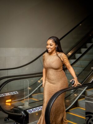 Mbalenhle Mavimbela Instagram - šš¬ Fun Fact : First project I shot after the wife and the hardest part was having to play wifie to my enemy 𤣠oMajola .
@ntando7807 enjoyed performing with you š« and congratulations on your nomination ā¤ļø
@luthandomngomezulu , My director Thank you for trusting me once again to bring life to your imagination and for teaching me new skills all the time šæš¦šš¾congratulations on the nomination , to many more š„
Stills : @clearphotographysa
Hair : @sazzyhaircollection