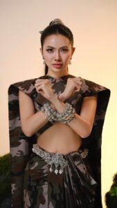 Actress Mean Sonyta HD Photos and Wallpapers September 2025
