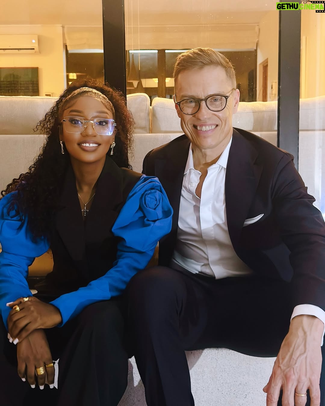 Meena Ally - 41.7K Likes - Ulikua wakati poa usiku wa leo kumshuhudia @fridaamaniofficial akiweka historia kwa kuperform mbele ya Rais wa Finland Dr. @alexstubb katika sherehe ya Miaka 60 ya ushirikiano wa kidiplomasia kati ya Tanzania na Finland 🇹🇿🇫🇮

God has done it again, Very proud of you, keep making history ❤️🔥