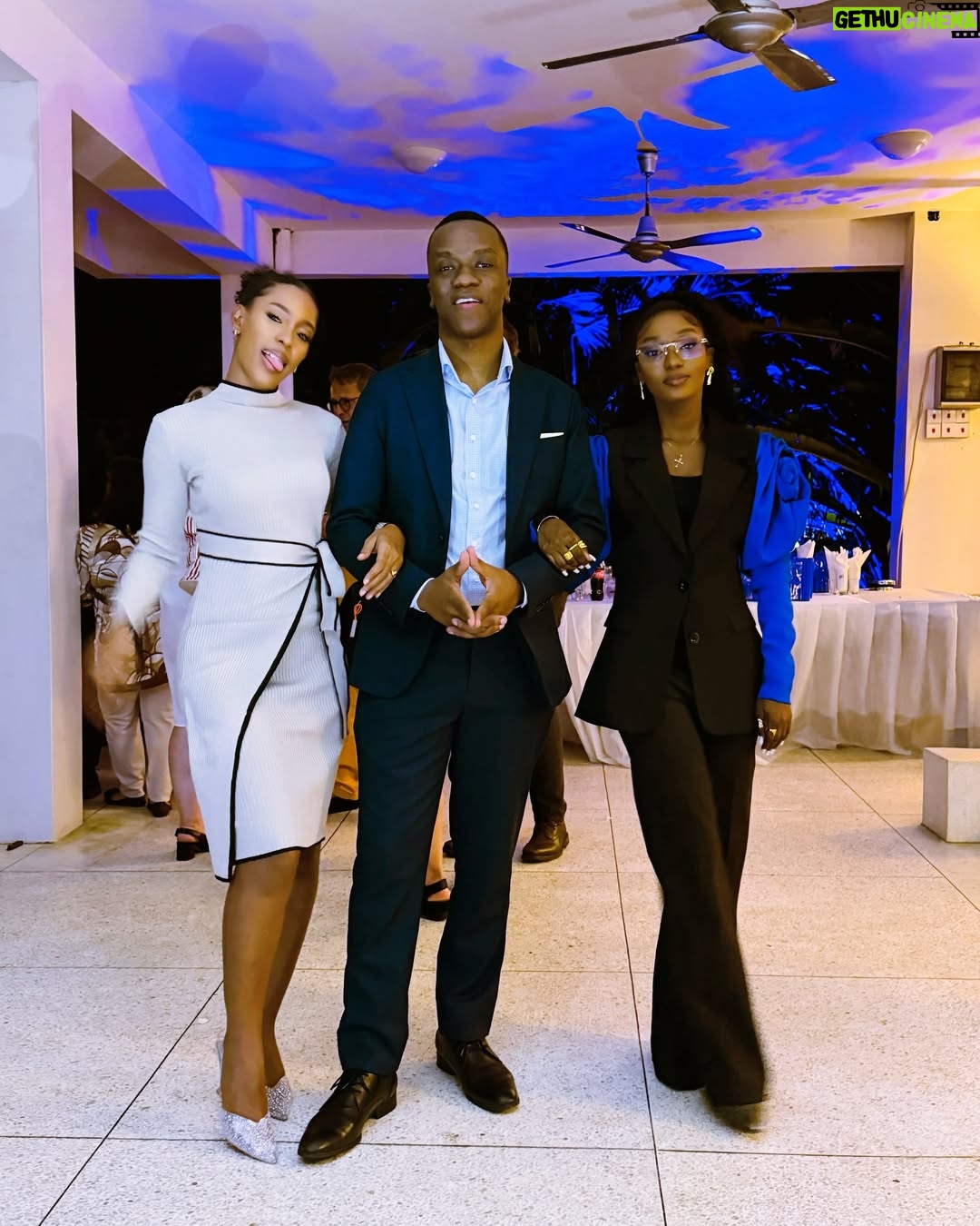 Meena Ally - 41.7K Likes - Ulikua wakati poa usiku wa leo kumshuhudia @fridaamaniofficial akiweka historia kwa kuperform mbele ya Rais wa Finland Dr. @alexstubb katika sherehe ya Miaka 60 ya ushirikiano wa kidiplomasia kati ya Tanzania na Finland 🇹🇿🇫🇮

God has done it again, Very proud of you, keep making history ❤️🔥