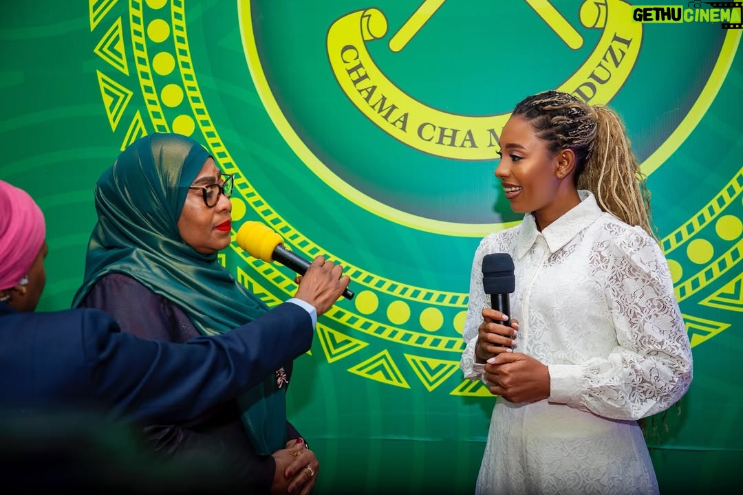 Meena Ally - 34.6K Likes - FIRST YOUTH AND ENTERTAINMENT MEDIA PERSONALITY TO EVER INTERVIEW THE PRESIDENT ❤️🙏

ALHAMDULILLAH 🙏

📷 by @katunzi_tza