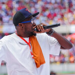 Meena Ally Instagram - Stage inasimamiwa vyema na Adam Mchomvu na Meena Ally. #SimbaDay2025 #NguvuMoja