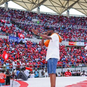 Meena Ally Instagram - Stage inasimamiwa vyema na Adam Mchomvu na Meena Ally. #SimbaDay2025 #NguvuMoja