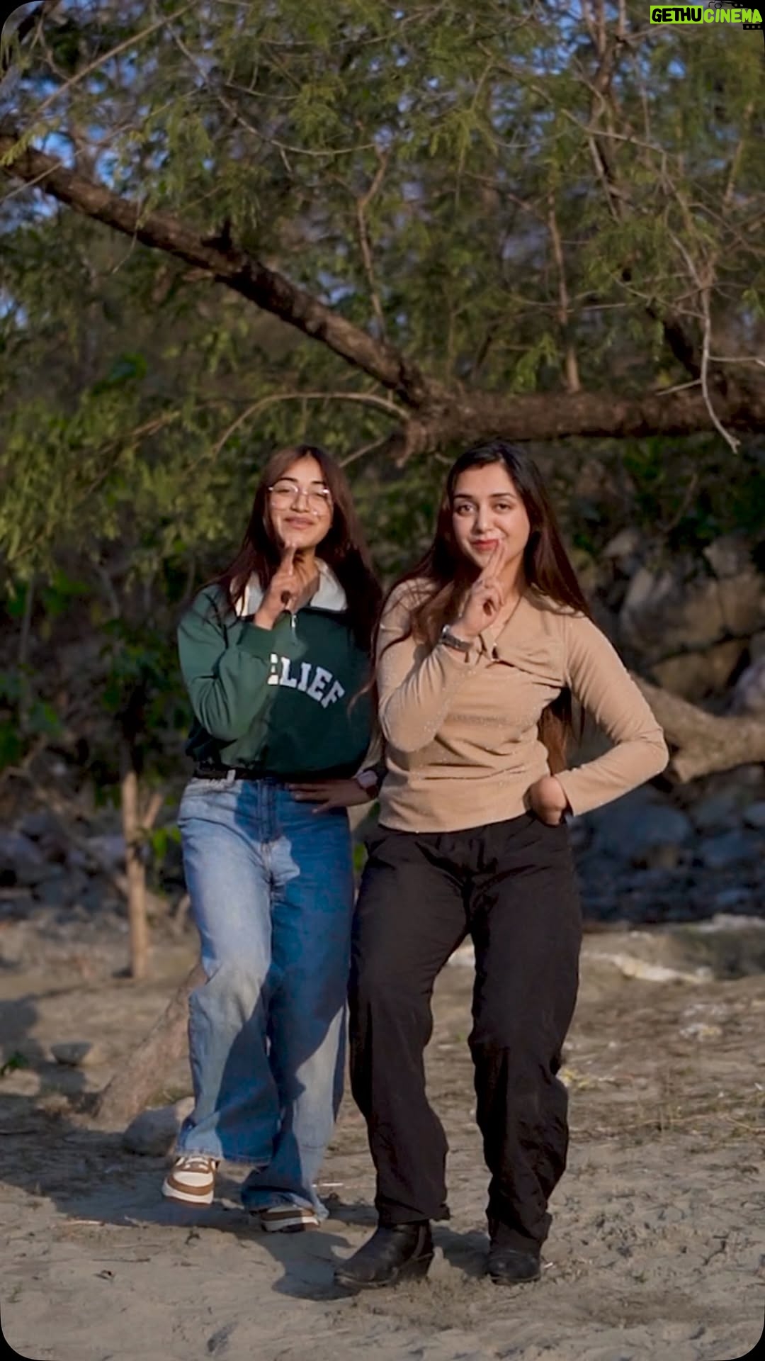 Megha Chaube - 158.7K Likes - Aakhya Te Maregi 👀♥️😍
.
.
 #shorts #trendingshorts #dance #trending #viral #meghachaube