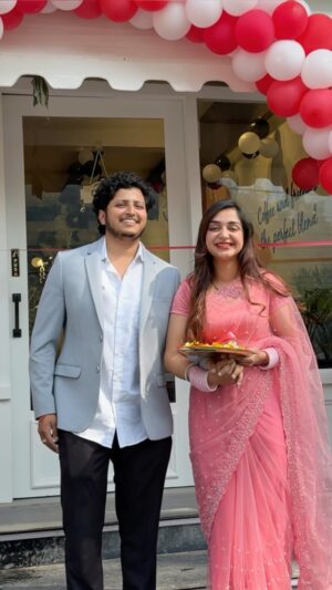 Megha Chaube Instagram - Black Bird Coffee Opening 😍
.
.
 #shorts #trendingshorts #food #outfit #viral #meghachaube