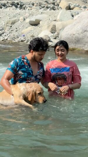 Megha Chaube Instagram - Pani mai Doobne Wali Thi🥺😓 
.
.
#shorts #trending #minivlog #vlog #travel #viral #meghachaube