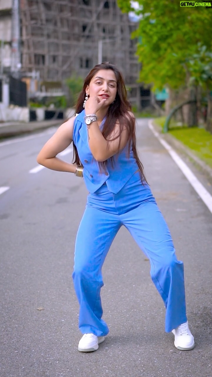 Megha Chaube - 97.2K Likes - Sirra Dance By Megha 🔥😍
I Hope you Liked it♥️
.
.
 #shorts #trendingshorts #dance #song #viral #meghachaube