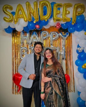Megha Chaube Instagram - Happy Birthday to my love♥️You make every day brighter✨ and I’m so grateful to have you by my side ,  wishing you boundless happiness , Good health and Great Success Sandeep Jii☺️🧿 
.
.
#newpost #birthday #couple #cake #special #viral #meghachaube