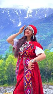 Actress Megha Chaube HD Photos and Wallpapers May 2025