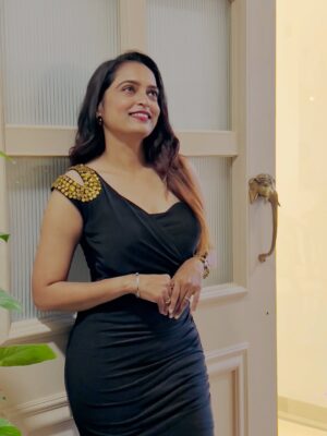 Megha Jayashree Pawar Instagram - Overflowing with Happiness..💝🎀🧿🖤🤞🏻

@meghapawar_official 
.
.
.
.

#instagram #instagood #instadaily #trending #vibes #pictureperfect #picoftoday #foryou #foryoupage #fypage #fyp #explore #viral #punecity #happiness #smile #specialday #love