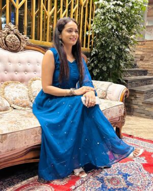 Megha Jayashree Pawar Instagram - मी social वर जास्त Active नसायची पण तुमच्या support मुळे आणि तुमच्या सगळ्यांच्या प्रेमामुळे परत एकदा Social वर Active रहावस वाटल.जस मला support करता तसेच सगळ्यांना support करा❤️💯🙏🏻Thank u so much to all my insta fam❤️😘famous तर नाही होईच पण आपल्या लोकांसाठी favorite तर नक्कीच होईच🙏🏻😎
.
.
.
.
.