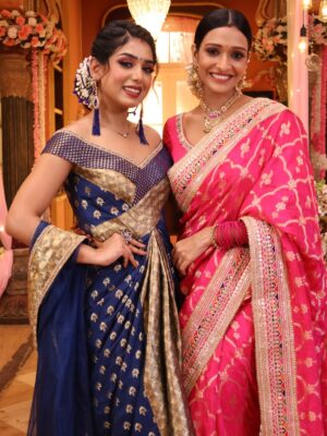 Megha Prasad Instagram - Who knew evil plans and pure hearts could vibe so well off screen? My little baby!! 😘🩷
.
.
.
.
#bhagyalakshmi #malishka #lakshmi #zeetv #balajitelefilms #meghaprasad #fyp
