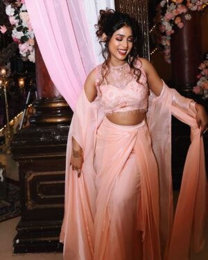 Megha Prasad Instagram - Stealing scenes, breaking hearts, and serving looks—Malishka style. 🧡
Shot by - @pramjeetstillphotographer
Styled by - @tripzarora
Makeup - @makeup_by_bipin
Hair - @dollybain
.
.
.
.
#zeetv #balajitelefilms #bhagyalakshmi #malishka
.
.
.
#ootd #ootdfashion #ethnic #vamp #meghaprasad #mumbai #love #fashionista #fyp #explorepage