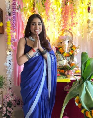 Megha Prasad Instagram - Ganesh Chaturthi glow hits different 🌼💕
Happy Ganesh Chaturthi 2025!! 🙏🏼
.
.
.
.
.
#ganeshchaturthi2025 #ganapatibappamorya #jaishreeganesh #meghaprasad #mumbai #love #mumbai