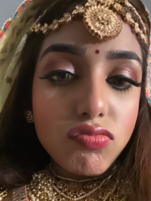 Megha Prasad Instagram - From prayers to pump, from set lights to cafe lights, from abs to brownies & wine nights ✨ all my moods, all my sides, one carousel.
.
.
.
.
.
.
#meghaprasad #mumbai #gym #workout #gymfit #salad #mood #actor #goals