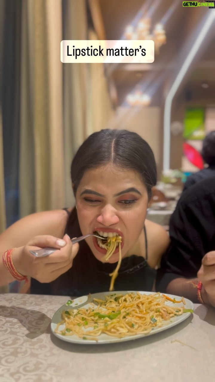 Megha Sahu - 2.2 Million Likes - Lipstick matter’s 😂 
#girlswholikegirls #girlpower #girlstyle #funny #comedy #reels #explore