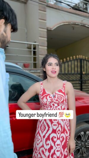 Megha Sahu Instagram - छोटा boyfriend 😂 
#couplegoals #relationshipgoals #funny #comedy #reels #viral #reelsinstagram #foryou #explore