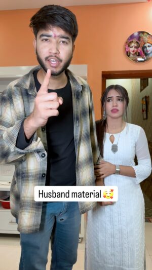 Megha Sahu Instagram - Every girl wants husband material 🥰😂 
#husbandandwife #husband #couplegoals #funny #comedy #viral #trending #reels #reelsinstagram #foryou #explore