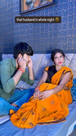 Megha Sahu Instagram - Men will be गिरगिट🦎
#couplegoals #husbandandwife #reelsinstagram #funny #comedy #viral #reelsinstagram #explore