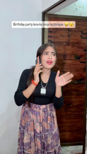 Megha Sahu Instagram - Birthday party lene ka ninja technique 😂 
#birthday #birthdayparty #couplegoals #funny #comedy #reelsinstagram #explore