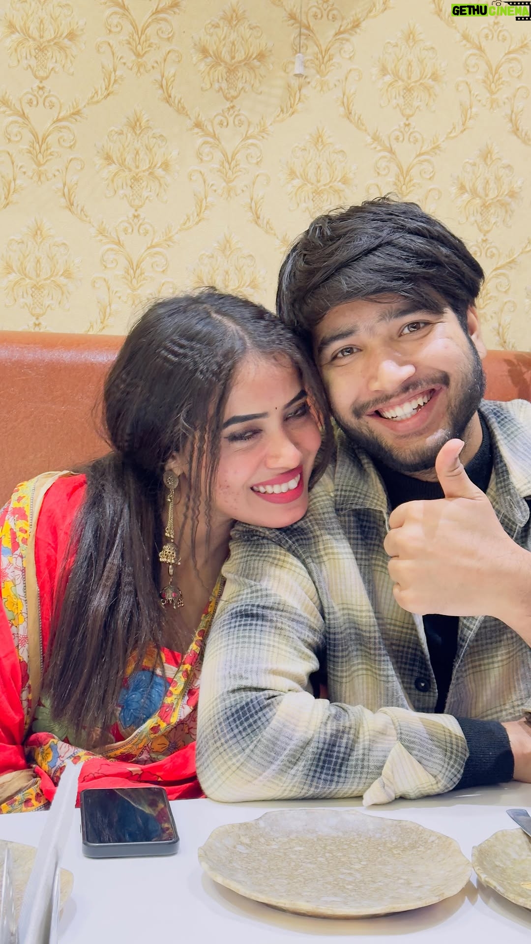 Megha Sahu - 1.7 Million Likes - Hmm का महत्व 😂 
#couplegoals #husbandandwife #funny #comedy #viral #trending #reels #reelsinstagram #foryou #explore