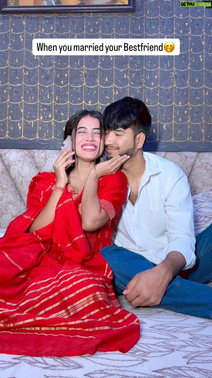 Megha Sahu - 0.9 Million Likes - When you married you Bestfriend😂 
#bestfriend #husbandandwife #funny #comedy #viral #reels #reelsinstagram #foryou #explore