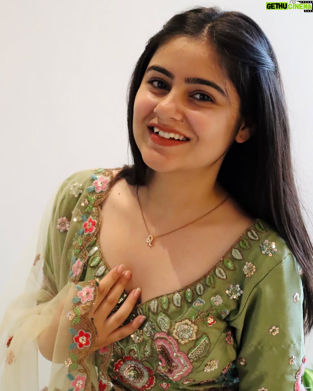 Mehak Bhagtani - 27.9K Likes - 🦚🪞🪬
:
:
:
:
#trend #explore #viral #fyp