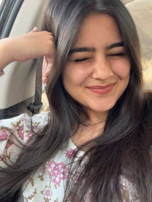 Mehak Bhagtani Instagram - Sometimes you don’t need filters just stay real🩵
:
:
:
:
#trend #explore #viral #fyp #explorepage