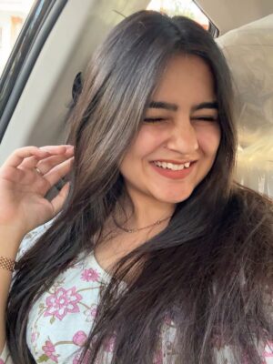 Mehak Bhagtani Instagram - Sometimes you don’t need filters just stay real🩵
:
:
:
:
#trend #explore #viral #fyp #explorepage