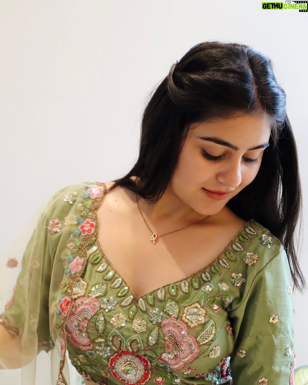 Mehak Bhagtani - 27.9K Likes - 🦚🪞🪬
:
:
:
:
#trend #explore #viral #fyp