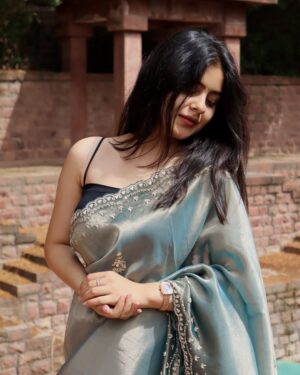 Mehak Bhagtani Instagram - You know my never ending love for sarees🦚
.
.
.
.
.
#trend #fyp #viral #explore #explorepage✨ #post