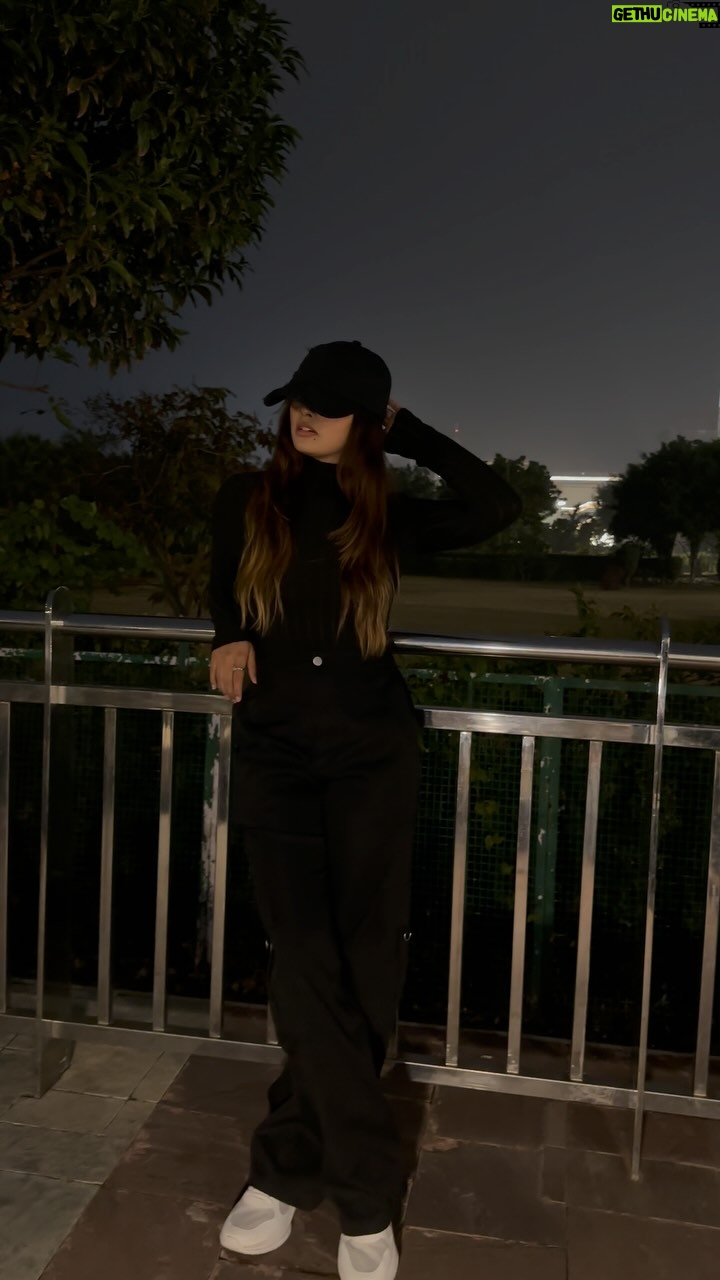 Mehak Siddiqui - 139.2K Likes - 🖤 
#mehaksquad9556