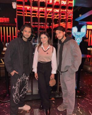 Mehak Siddiqui Instagram - About last night
.
Follow : @mehak_siddiqui9556
.
.
#mehaksquad9556 #party