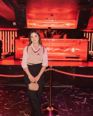Mehak Siddiqui Instagram - About last night
.
Follow : @mehak_siddiqui9556
.
.
#mehaksquad9556 #party