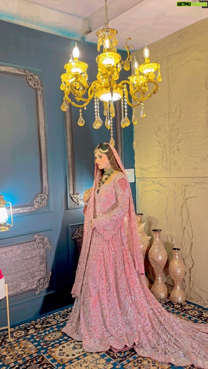 Mehak Siddiqui - 30K Likes - 🫶🏻