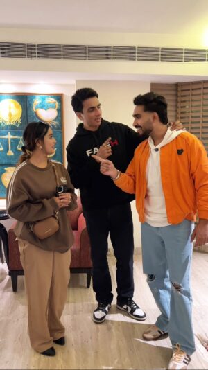 Mehak Siddiqui Instagram - Gear up for the action-packed journey of #Fateh starring the unstoppable @sonu_sood 💥🔥 Don’t miss this thrilling ride filled with courage and inspiration.

🎟️ Special Offer Alert: Buy 1 ticket and get 1 absolutely FREE! Bring along a friend, family member, or loved one and double the excitement for the price of one!

Book your tickets now and witness the magic on the big screen! 🎬✨ #sonusood #fatehmovie #buy1get1free #aaftabbagarwa #explore #foryou #fyp #reels