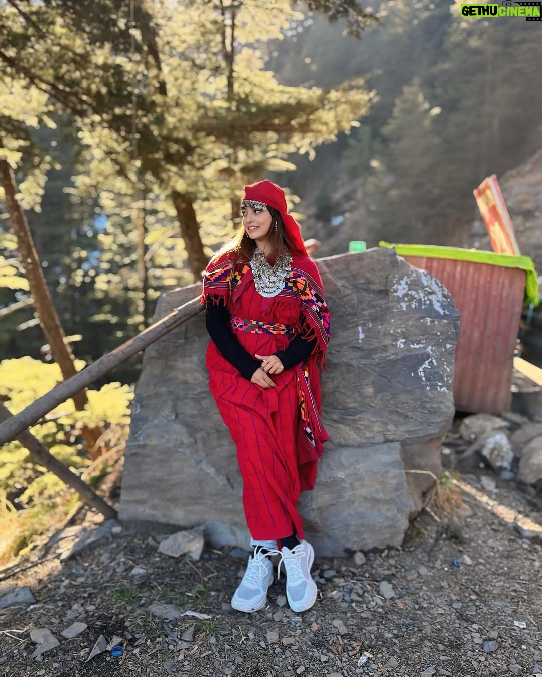 Mehak Siddiqui - 70.4K Likes - 🤍
#mehaksquad9556