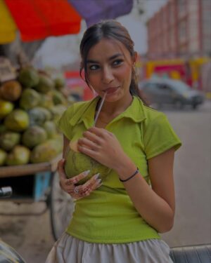 Mehek otwal Instagram - गर्मियों के दिन शुरू 🥭🍉🥒🍦🧃🧊🧉

#summertime 
#summerstyle 
#summerdrinks