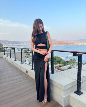 Melisa Aslı Yazıcı Instagram - Summer glow✨