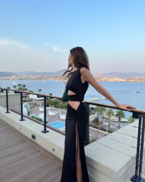 Melisa Aslı Yazıcı Instagram - Summer glow✨