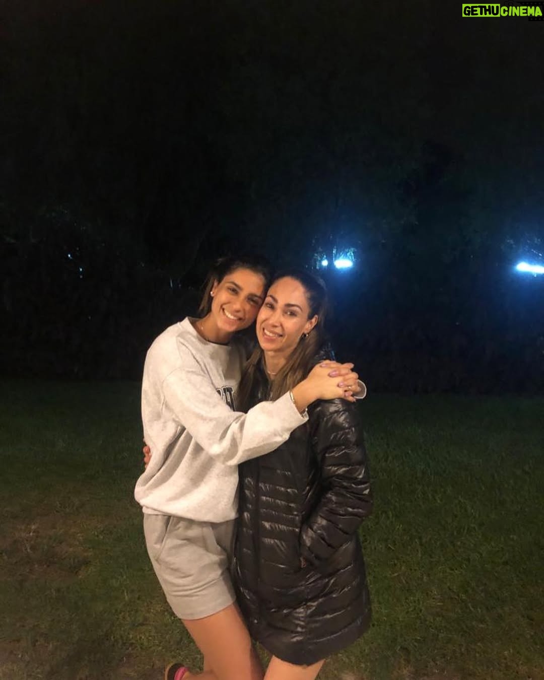 Melissa Loza - 27.6K Likes - Gracias a mi familia y amigos …🥰 gracias  de todo corazón ♥️ a todos! Los que se tomaron ayer un minuto de su tiempo para saludarme, gracias por sus palabras y buenos deseos 🤍✨