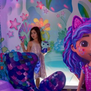 Melissa Paredes Instagram - Les dejo fotitos de esta hermosa experiencia en la ciudad de Panamá 🇵🇦 la pasamos increíble junto a @universalpicturespe
La pasamos increíble en la premiere de #lacasadegabbypelícula ustedes también podrán disfrutarla en todos los cines a nivel nacional a partir de este jueves 25 de septiembre!! Todos al cine! 💕