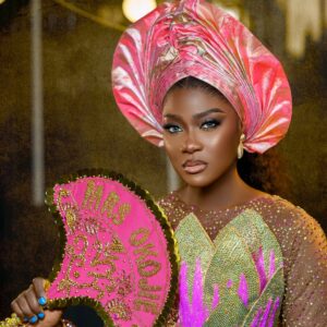 Mercy Johnson Instagram - Somebody Son don love meā¤ļøā¤ļøā¤ļøā¤ļø @princeodiokojie
40th birthday hmmm e go loud silently š„°š„°š„°
@mosttalentedcouture ā¤ļøā¤ļøif you in bayealsa , abeg help me hail herā¦.
Wedding guestā¦.