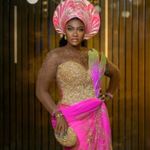 Mercy Johnson Instagram - Somebody Son don love meā¤ļøā¤ļøā¤ļøā¤ļø @princeodiokojie
40th birthday hmmm e go loud silently š„°š„°š„°
@mosttalentedcouture ā¤ļøā¤ļøif you in bayealsa , abeg help me hail herā¦.
Wedding guestā¦.